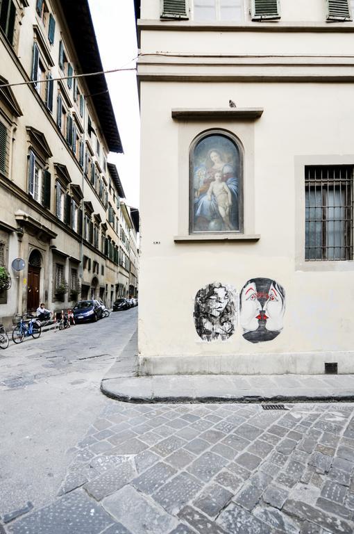 Uffizi Apartment فلورنس الغرفة الصورة