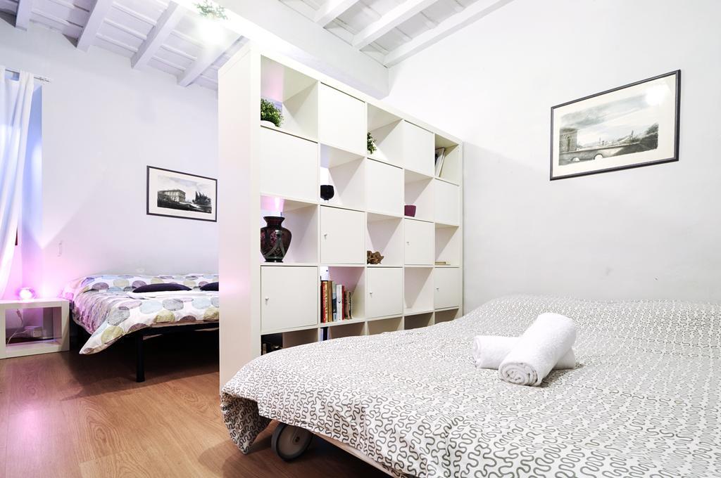 Uffizi Apartment فلورنس الغرفة الصورة